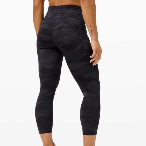 Lululemon Fast and Free Crop 19 Inseam Heritage Camo Deep Coal Size 6 Women’s - Picture 1 of 7